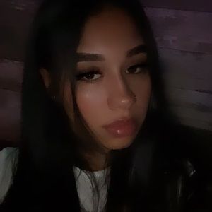 Meet your Posher, Kaitlyn